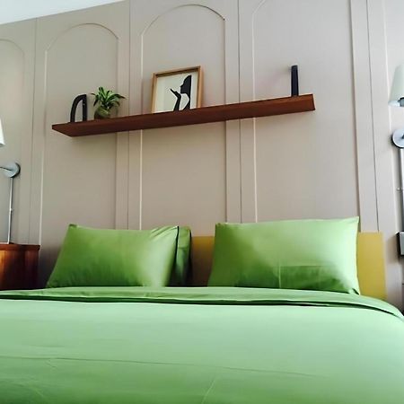 The House Tour Middletown Hotel Bandung Bagian luar foto