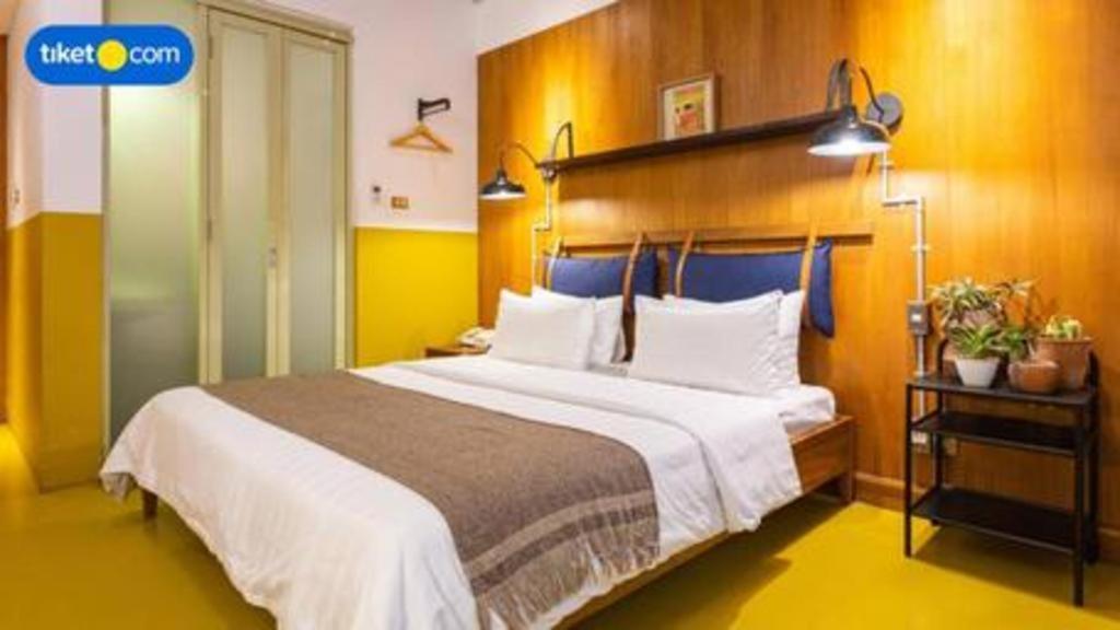The House Tour Middletown Hotel Bandung Bagian luar foto